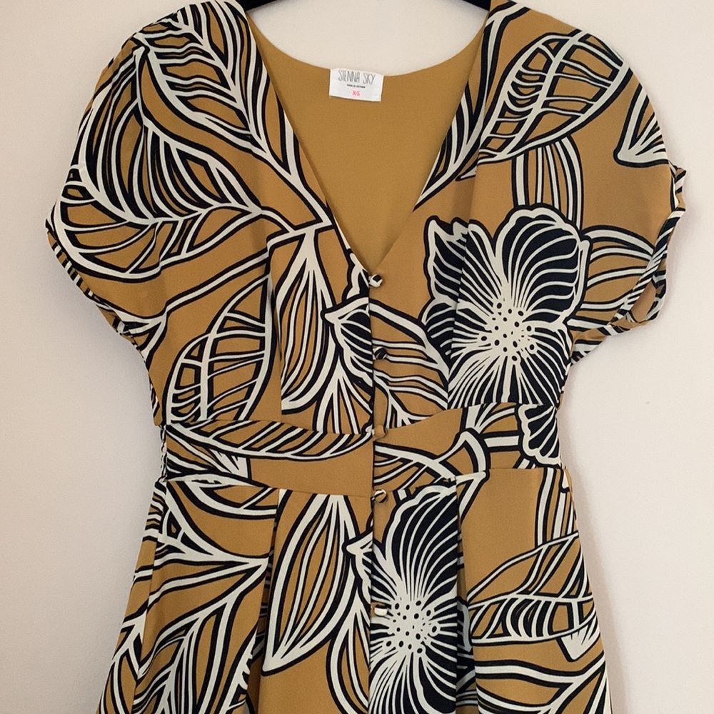 Cute dress